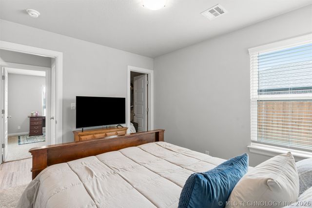 14964 S Poplar Place, Glenpool, OK 74033