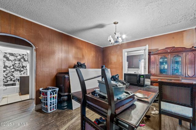 603 N Adkin Street, Kinston, NC 28501