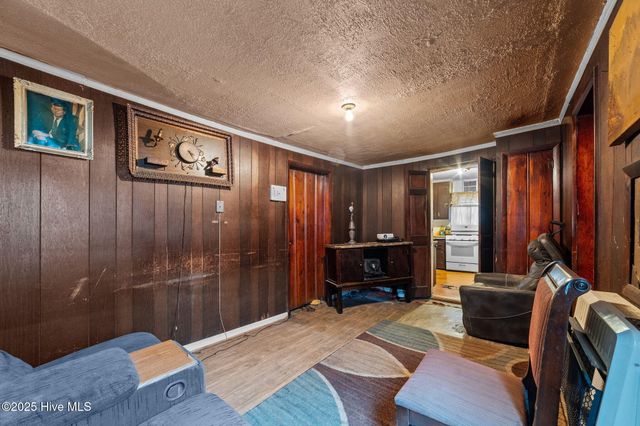 603 N Adkin Street, Kinston, NC 28501