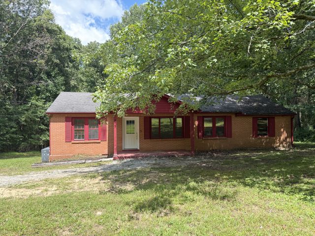 817 Lake Odonnell Rd, Sewanee, TN 37375