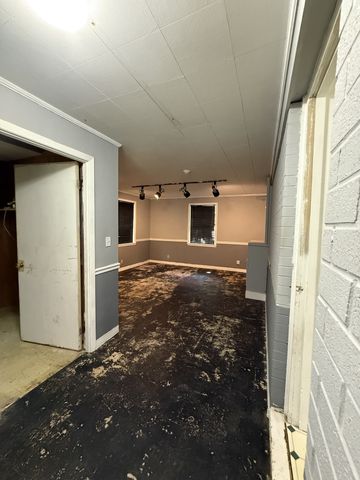 817 Lake Odonnell Rd, Sewanee, TN 37375