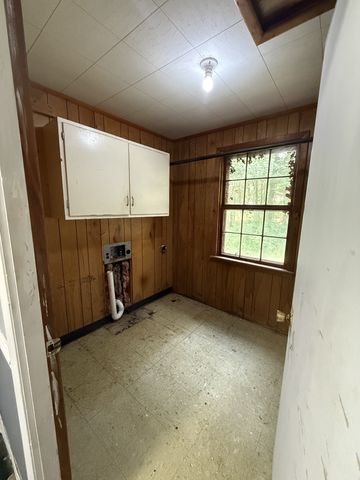 817 Lake Odonnell Rd, Sewanee, TN 37375