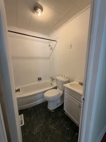 817 Lake Odonnell Rd, Sewanee, TN 37375