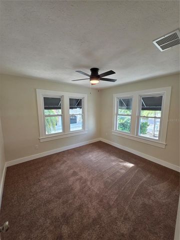 217 S OAK AVENUE, Sanford, FL 32771