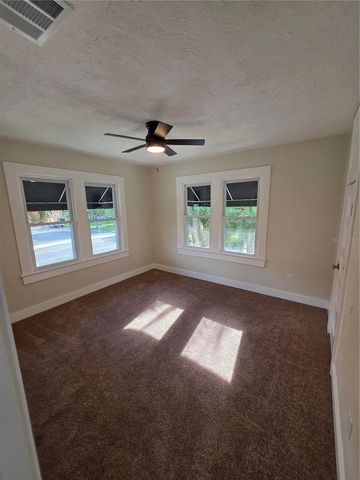 217 S OAK AVENUE, Sanford, FL 32771