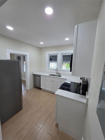 217 S OAK AVENUE, Sanford, FL 32771