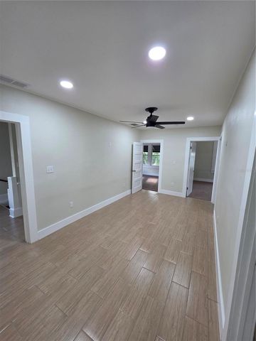 217 S OAK AVENUE, Sanford, FL 32771