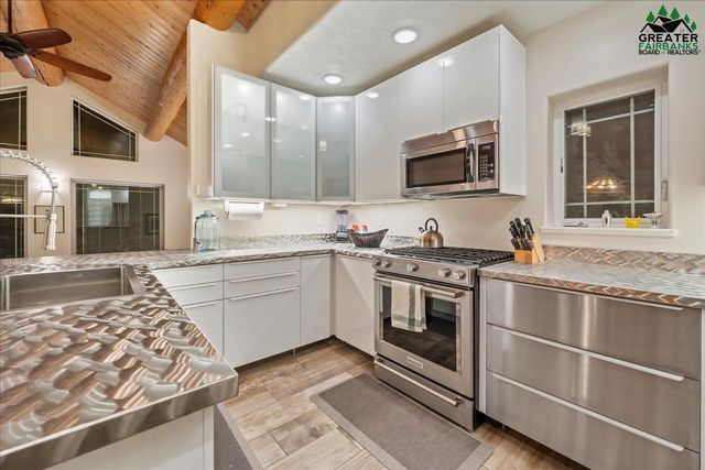 1444 TRAMON AVENUE, North Pole, AK 99705