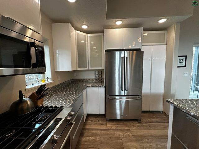 1444 TRAMON AVENUE, North Pole, AK 99705