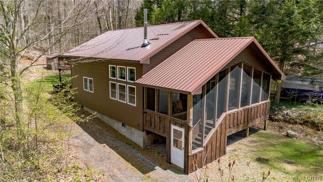 11 Wall Street, Amboy, NY 13028