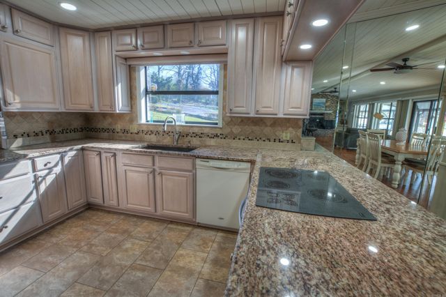 158 Rivers Drive, Hot Springs, AR 71913