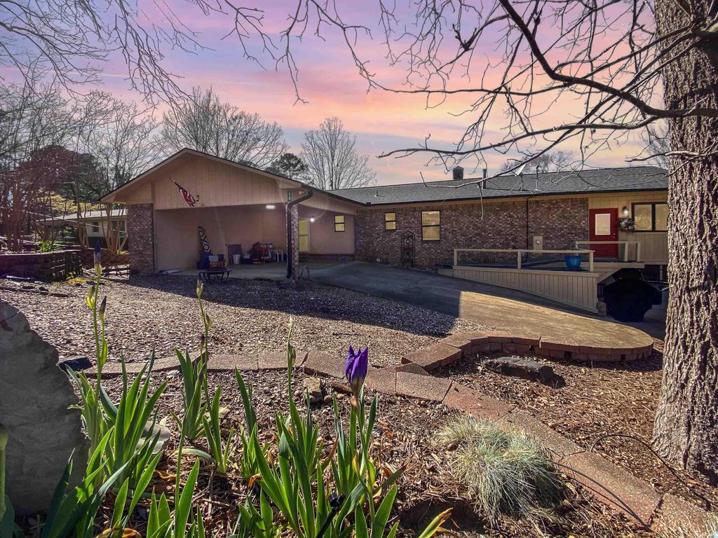 158 Rivers Drive, Hot Springs, AR 71913