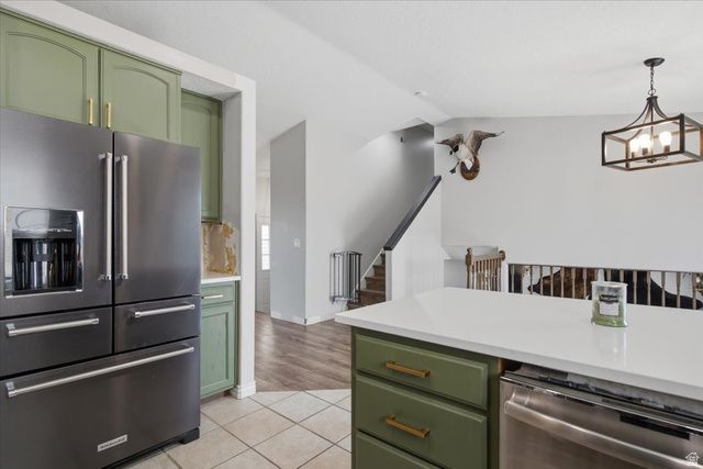 5594 S 6950 W, Hooper, UT 84315