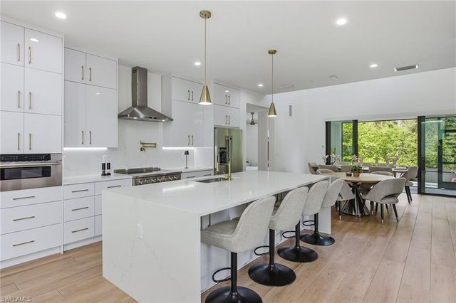 3384 Canal ST, Naples, FL 34112