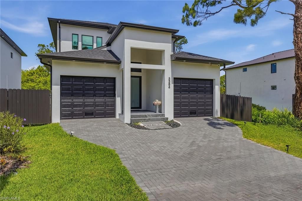 3384 Canal ST, Naples, FL 34112