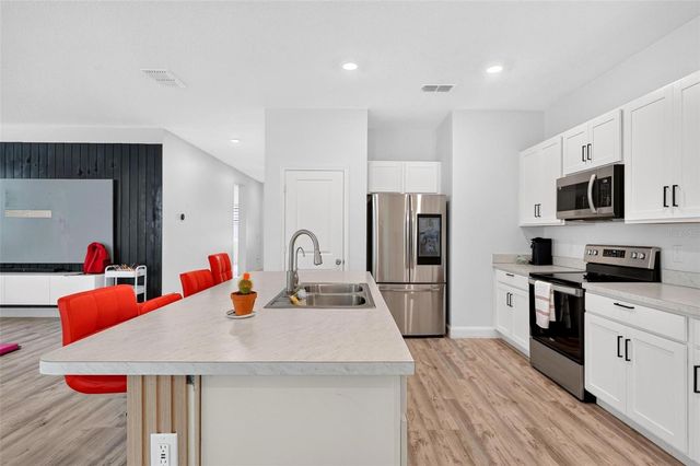16336 WINDING PRESERVE CIRCLE, Clermont, FL 34714