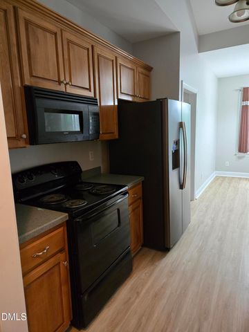 18 Castlewood Drive, Clayton, NC 27520