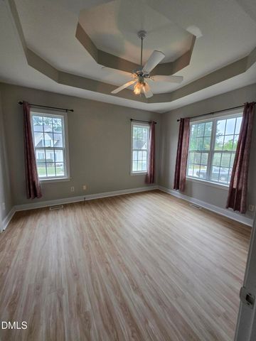 18 Castlewood Drive, Clayton, NC 27520