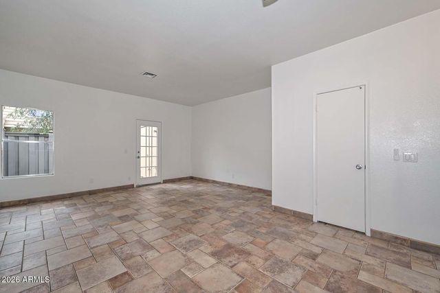 18837 N 34TH Drive 4, Phoenix, AZ 85027