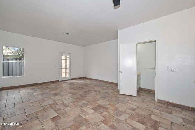 18837 N 34TH Drive 4, Phoenix, AZ 85027