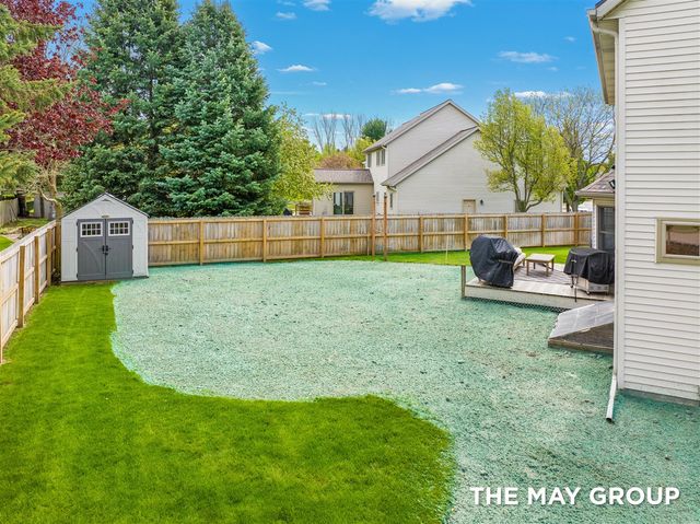 2072 Meadow Valley Court, Grand Rapids, MI 49504