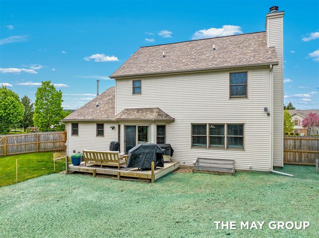 2072 Meadow Valley Court, Grand Rapids, MI 49504