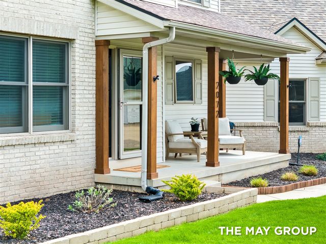 2072 Meadow Valley Court, Grand Rapids, MI 49504