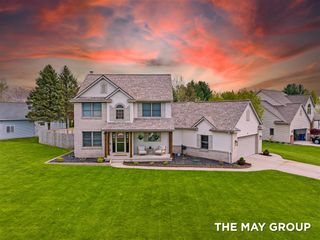 2072 Meadow Valley Court, Grand Rapids, MI 49504