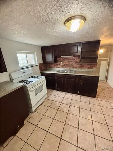 1947 Spencer Avenue, Overland, MO 63114