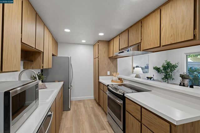 1900 Pomar Way, Walnut Creek, CA 94598