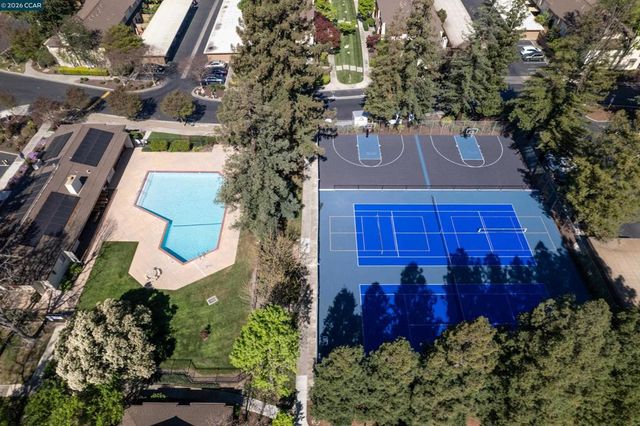 1900 Pomar Way, Walnut Creek, CA 94598