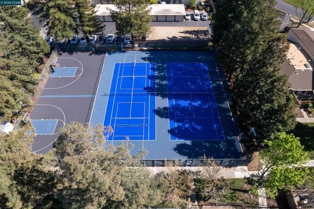 1900 Pomar Way, Walnut Creek, CA 94598