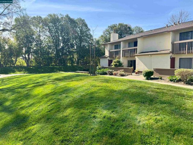 1900 Pomar Way, Walnut Creek, CA 94598