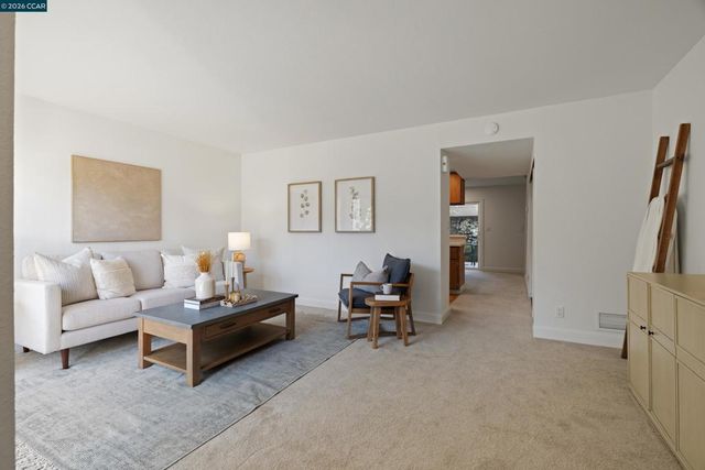 1900 Pomar Way, Walnut Creek, CA 94598