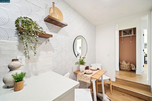 1917 Sanford Ave, San Pablo, CA 94806