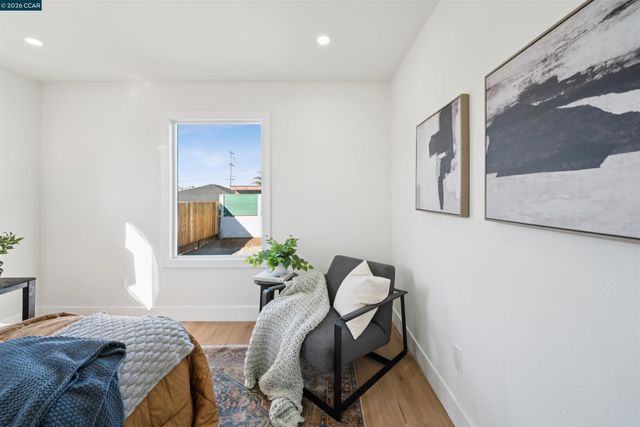 1917 Sanford Ave, San Pablo, CA 94806