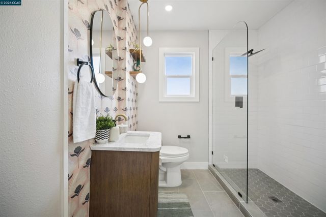 1917 Sanford Ave, San Pablo, CA 94806