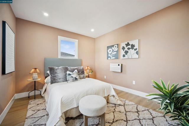 1917 Sanford Ave, San Pablo, CA 94806