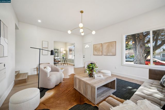 1917 Sanford Ave, San Pablo, CA 94806