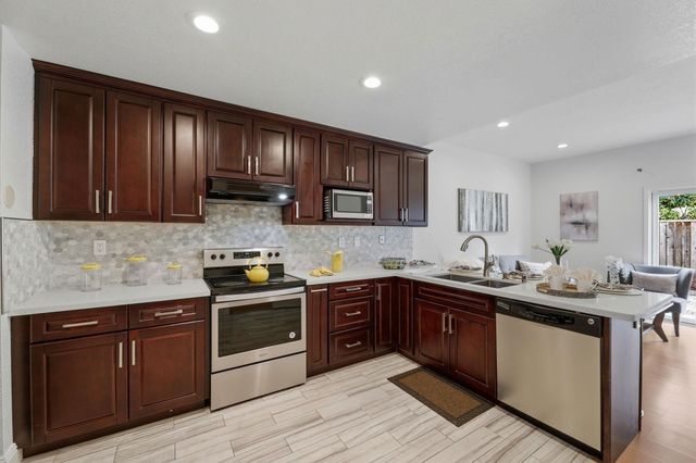 4862 Garnet Cmn, Fremont, CA 94555