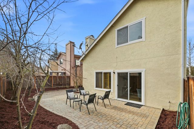 4862 Garnet Cmn, Fremont, CA 94555