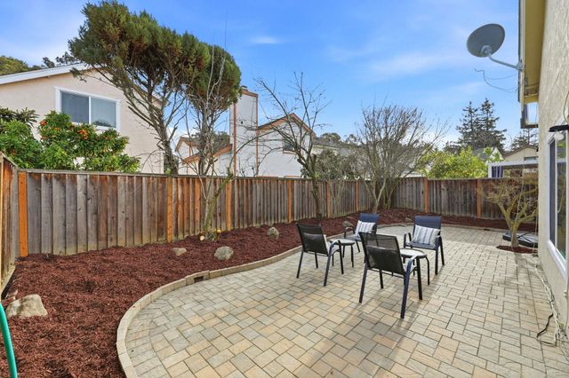 4862 Garnet Cmn, Fremont, CA 94555