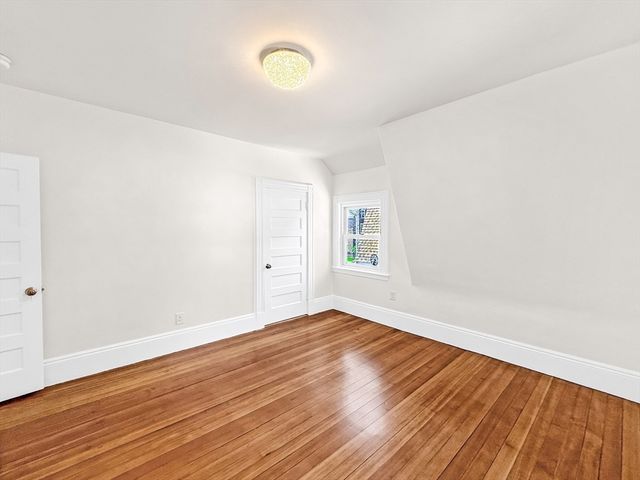 40 Archer St, Lynn, MA 01902