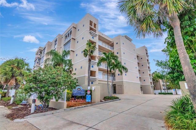 2 15TH AVENUE 303, Indian Rocks Beach, FL 33785