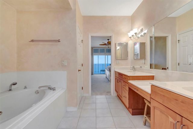 2 15TH AVENUE 303, Indian Rocks Beach, FL 33785