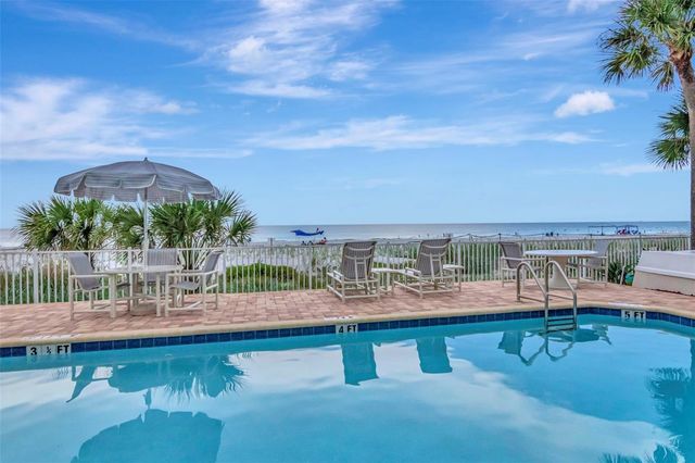 2 15TH AVENUE 303, Indian Rocks Beach, FL 33785