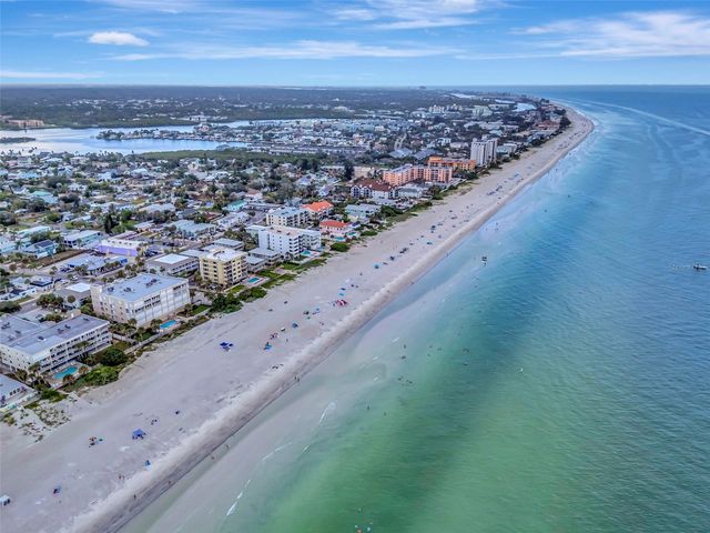 2 15TH AVENUE 303, Indian Rocks Beach, FL 33785