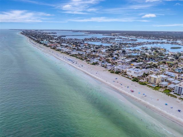 2 15TH AVENUE 303, Indian Rocks Beach, FL 33785