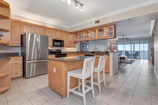 2 15TH AVENUE 303, Indian Rocks Beach, FL 33785