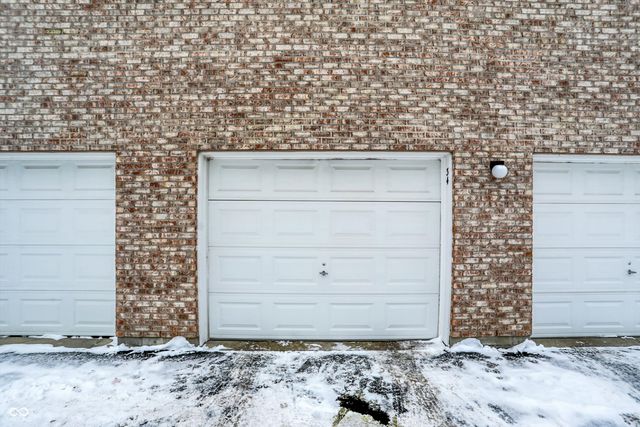 6510 Jade Stream Court 102, Indianapolis, IN 46237